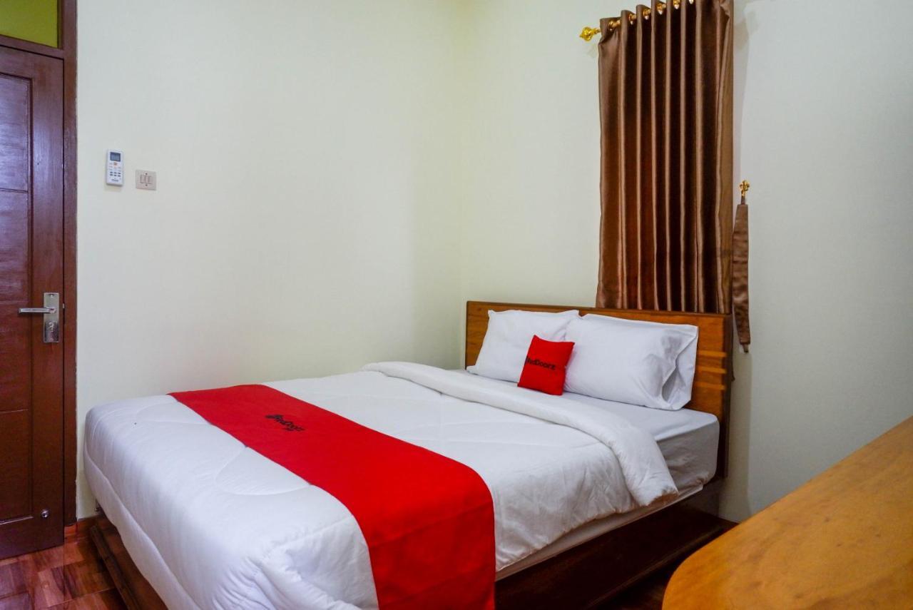 Reddoorz Near Rita Supermall Purwokerto 2 Ngoại thất bức ảnh