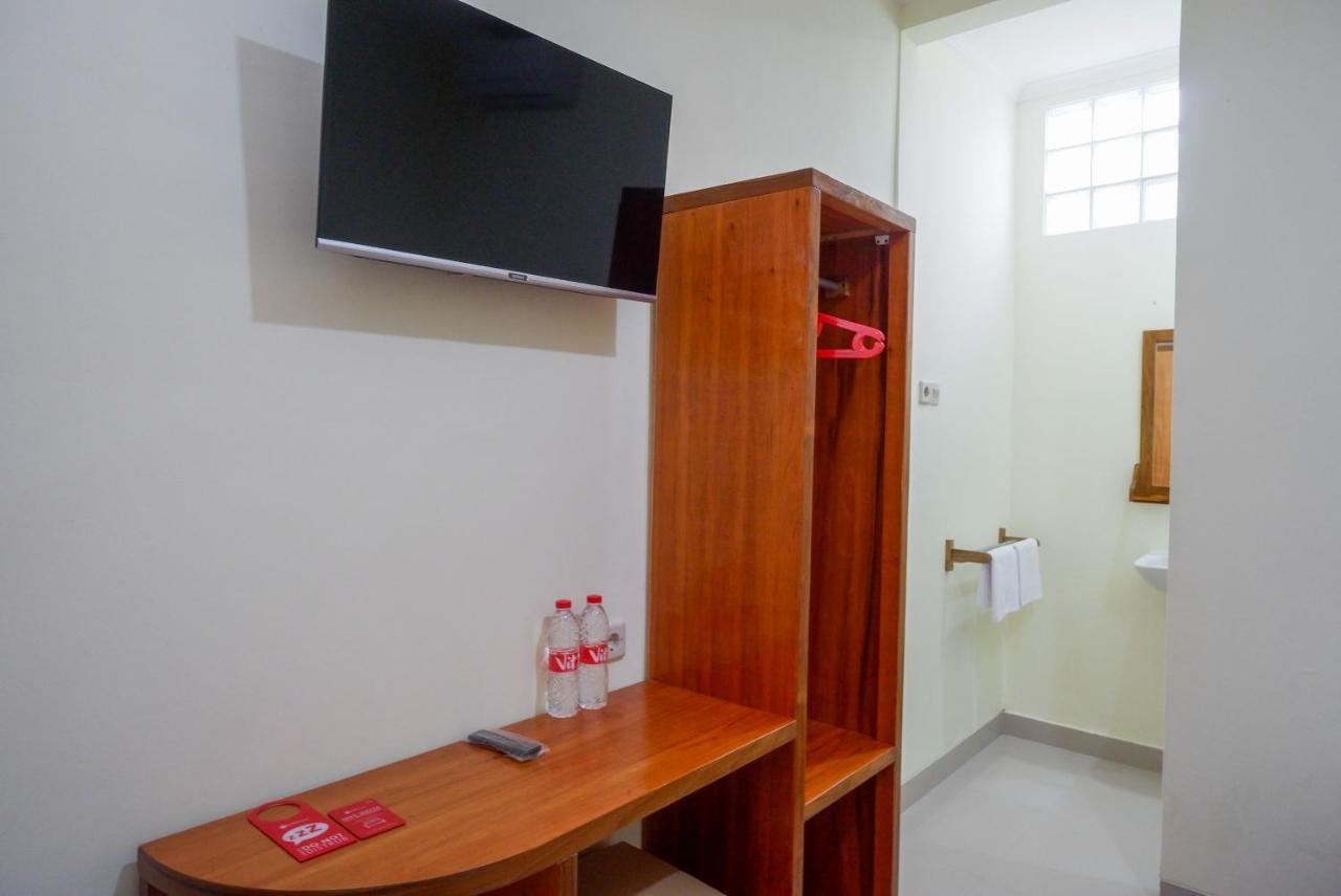 Reddoorz Near Rita Supermall Purwokerto 2 Ngoại thất bức ảnh