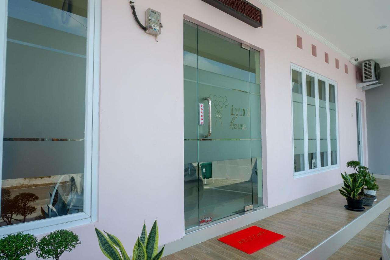 Reddoorz Near Rita Supermall Purwokerto 2 Ngoại thất bức ảnh