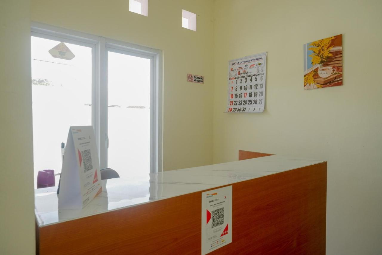 Reddoorz Near Rita Supermall Purwokerto 2 Ngoại thất bức ảnh